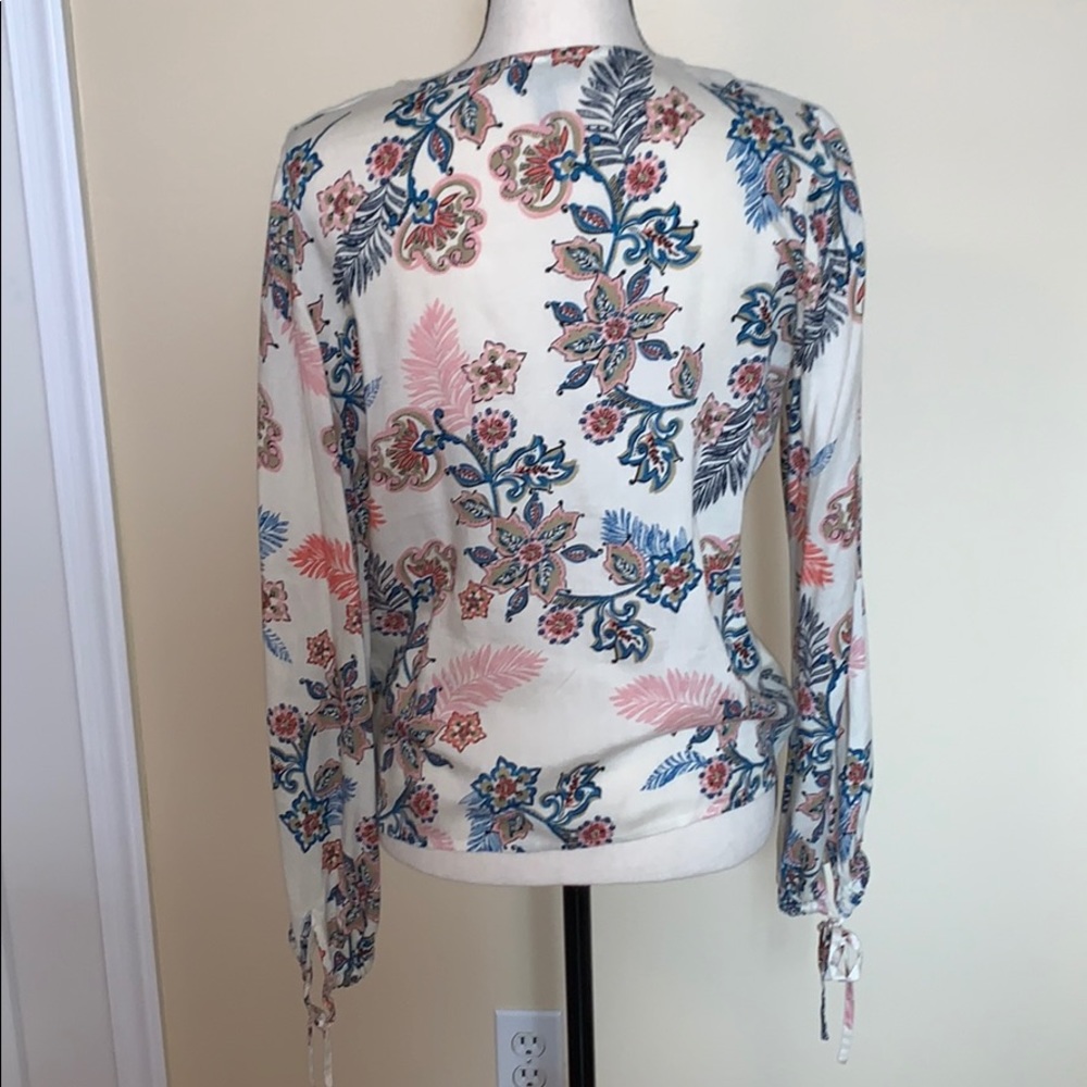 Jessica Simpson blouse - Picture 2 of 2